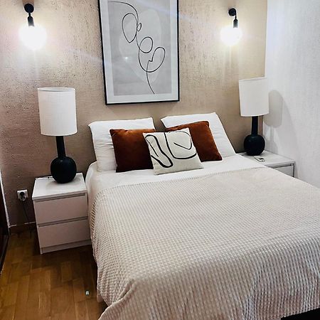 Charmant Appartement Centre-Ville อฌักซิโอ้ ภายนอก รูปภาพ