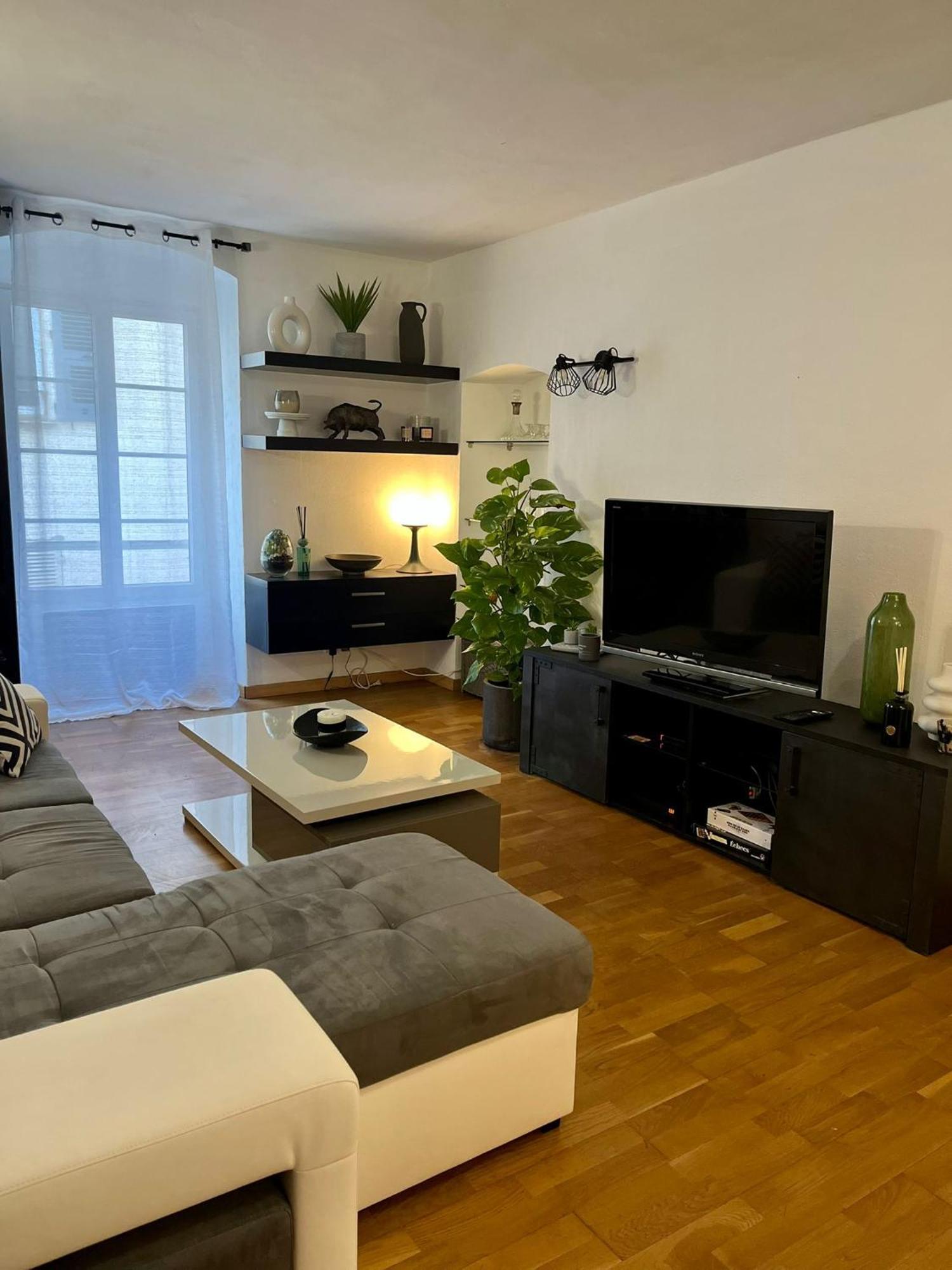 Charmant Appartement Centre-Ville อฌักซิโอ้ ภายนอก รูปภาพ